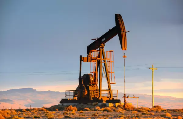 Impacto del conflicto Rusia-Ucrania en los precios del petróleo podría llevar a un nuevo shock de oferta en la economía global