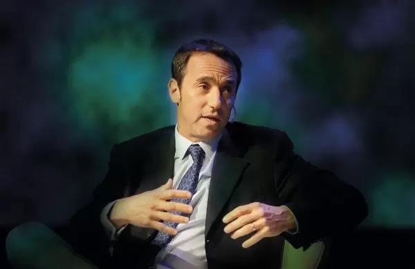 Pas por pas: quines son los multimillonarios ms ricos y a qu se dedican