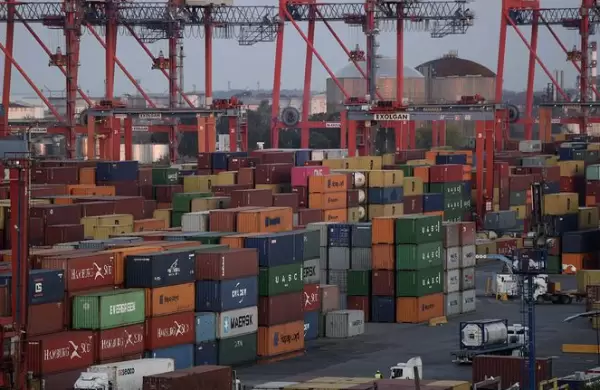 Las exportaciones no petroleras registran incremento en sus ingresos