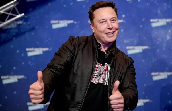 Elon Musk y su "motivo social" por el que apuesta por dogecoin, la criptomoneda meme