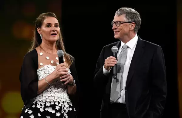 Lejos de Gates y Bezos: Melinda French y MacKenzie Scott se distancian del modelo filantrópico de sus exmaridos