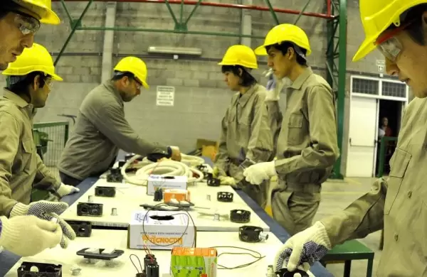 La disposicin interpretativa al art. 169 del cdigo del trabajo, complica la reactivacin econmica