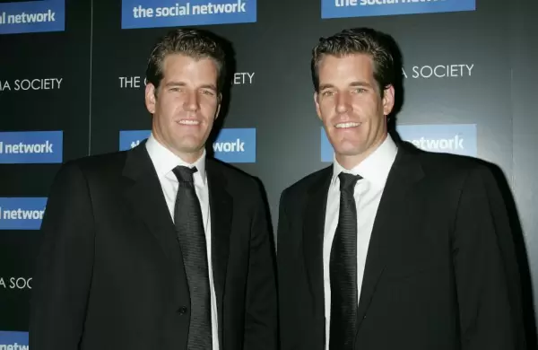 Los gemelos estafados por Mark Zuckerberg ahora buscan vencerlo en el metaverso