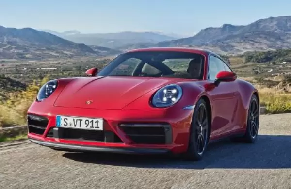 Porsche también quiere llevar su huella al espacio