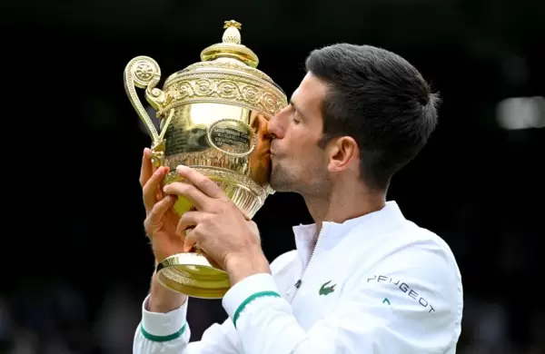 Djokovic gan Wimbledon, alcanz a Federer y Nadal pero hay millones de dlares de diferencia
