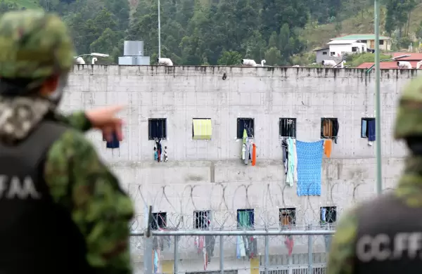 En las crceles ecuatorianas sobran presos y falta dinero