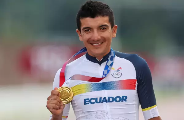 Gracias Carapaz, oro para Ecuador