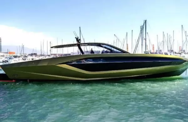 Cmo es la Lamborghini de US$ 3,6 millones del atleta que ms gana en el mundo