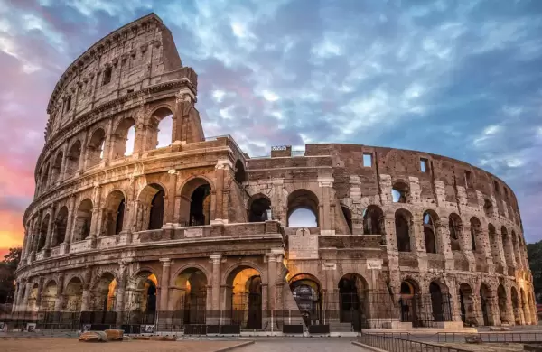 Nuevos negocios: artistas y curadores proponen vender el Coliseo en forma digital