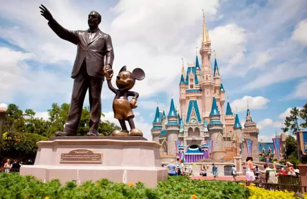 Disney se une a la ola de empresas que exigen que los empleados se vacunen contra el Covid