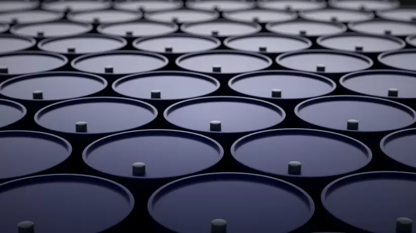 El petróleo vive un “baño de sangre” y su precio marca un récord 