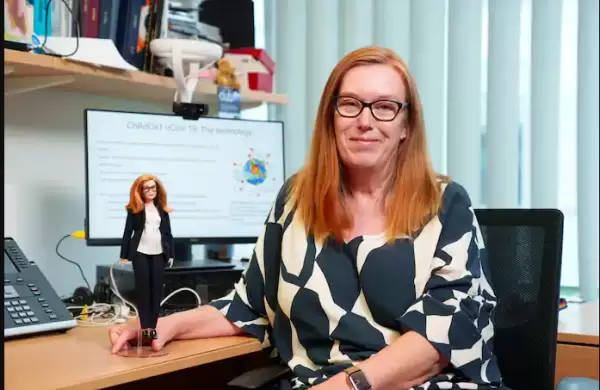Barbie disea una mueca en honor a la creadora de la vacuna AstraZeneca