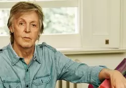 A los 79 aos, Paul McCartney vuelve liderar las ventas (con un poco de ayuda de nuevos amigos)