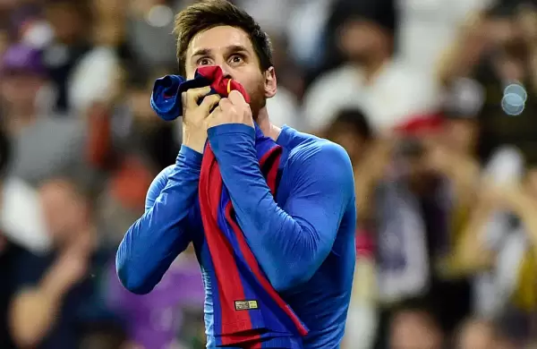 Cules son las razones por las que Messi se va del Barcelona