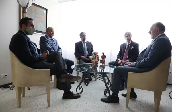 Ecuador y Rusia buscan fortalecer sus relaciones bilaterales