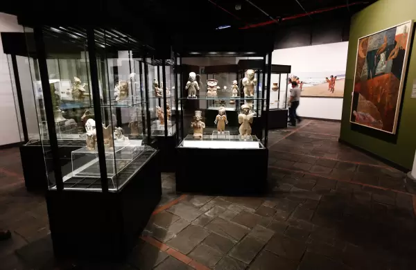 Proyecto "Mujeres accionando museos" da visiblidad a artistas en Ecuador