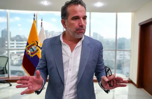 Ecuador analiza un canje de deuda para crear una nueva reserva en Galápagos