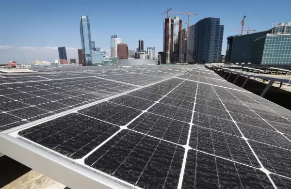 Qu tiene que hacer EE.UU para alimentar el 40% de su consumo solo con energa solar