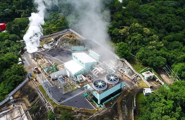 Videos: El Salvador comenzó a minar Bitcoin con energía geotérmica de sus volcanes