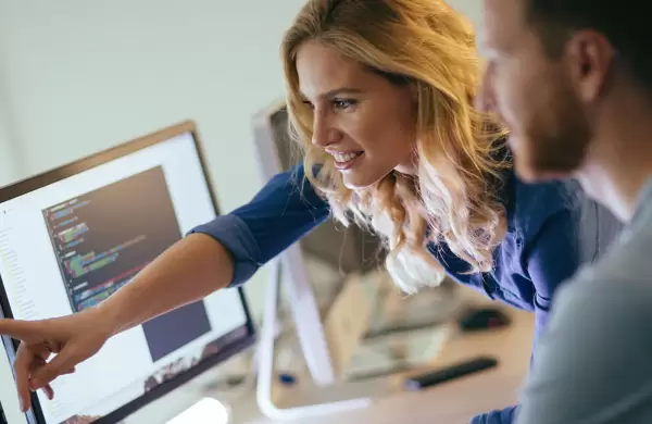 Humanismo tecnológico, las personas en el centro de las transformaciones digitales