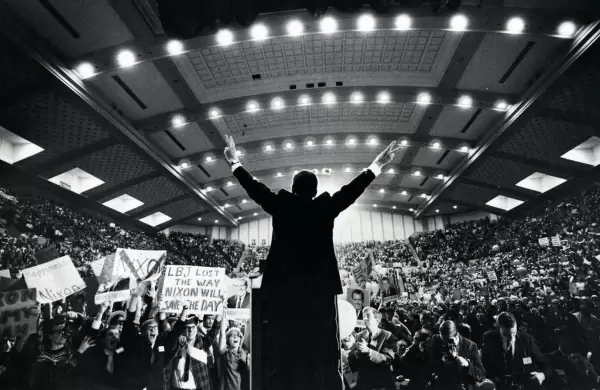 Campaas polticas online: riesgos y amenazas del microtargeting