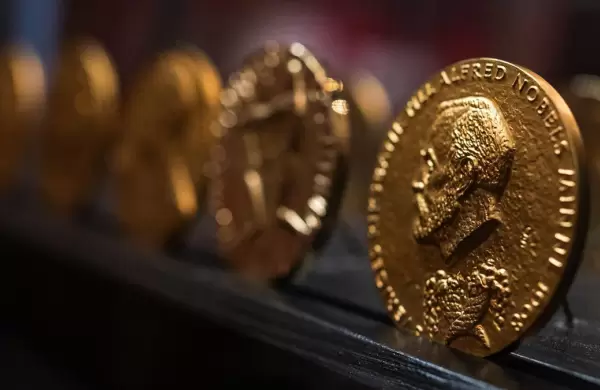 #StandUpEconomy (Nosotros los Nobels)