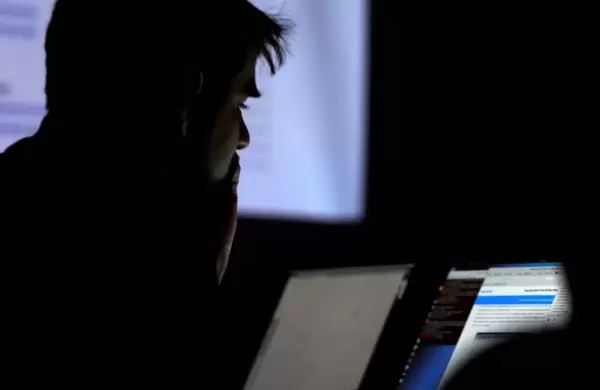 Cómo funciona el mercado negro de datos personales y para qué se usan