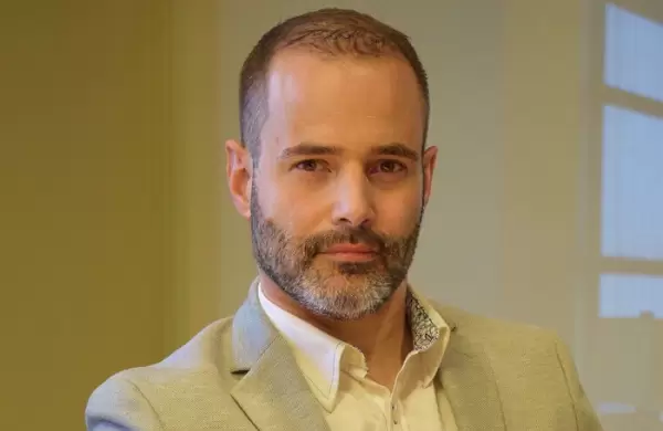 Fue en busca del “sueño americano” y durmió en la calle hasta que una idea millonaria lo salvó