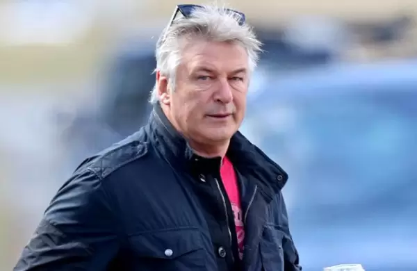 "Arma fra", el grito que se escuch antes de que Alec Baldwin dispare