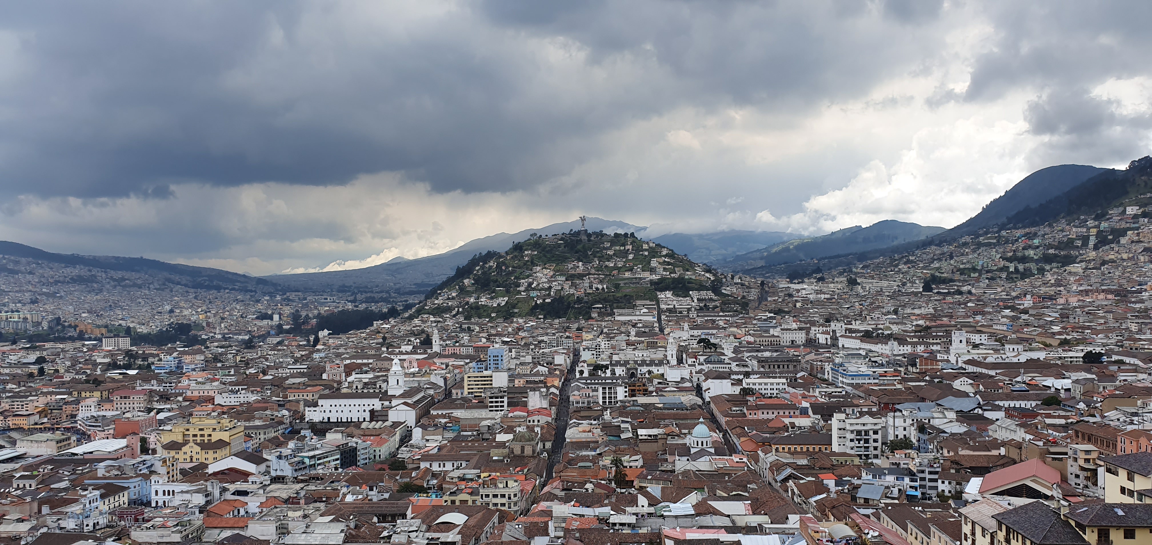 Acompañantes Quito