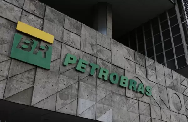 Petrobras, la accin de la regin ms recomendada por su posible alto rendimento