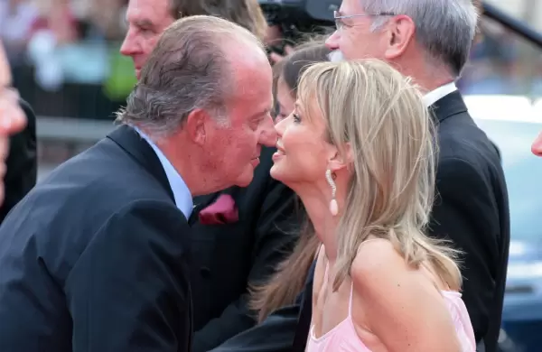 Juan Carlos I de Espaa exige inmunidad ante las acusaciones de su ex amante