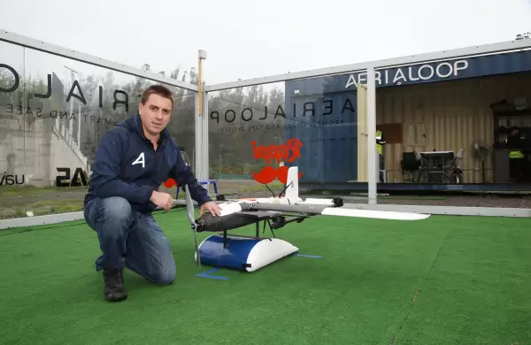 La pizza ya llega por drones, Aerialoop lo hace entre Quito y Puembo
