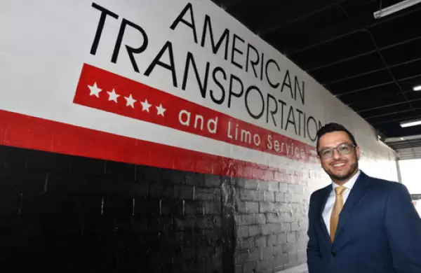 Limosinas y yates de alquiler en Miami, con sello ecuatoriano