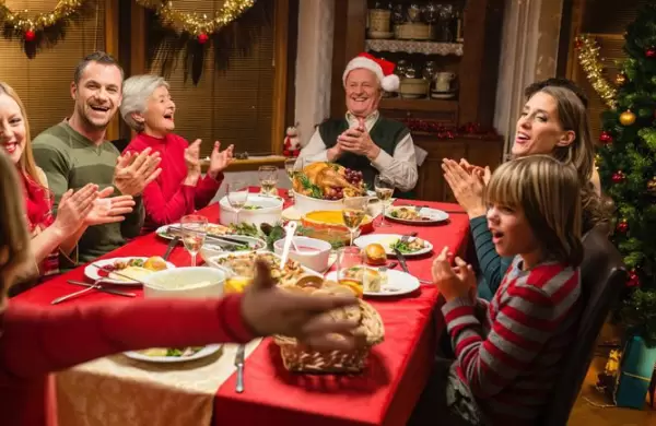 Cena de Navidad: consejos de expertos para evitar sentirse mal