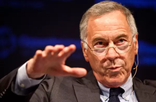 Steve Hanke, economista de la Universidad Johns Hopkins, afirmó que el bitcoin no tiene valor