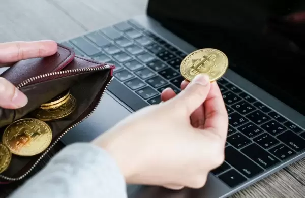 Cobrar el sueldo en Bitcoins, una alternativa que gana espacio en 2022