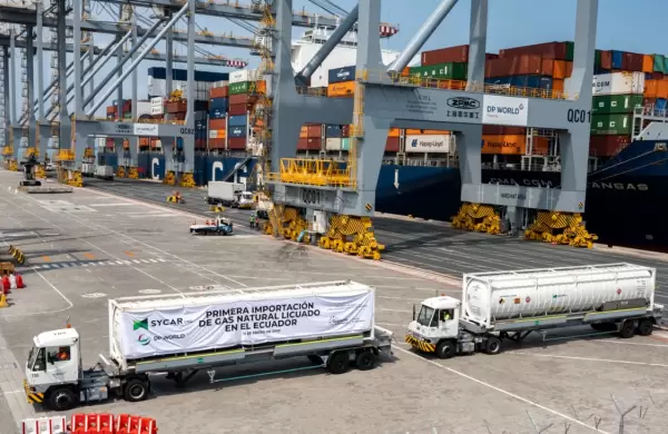 La primera importación de Gas Natural Licuado arribó al Ecuador