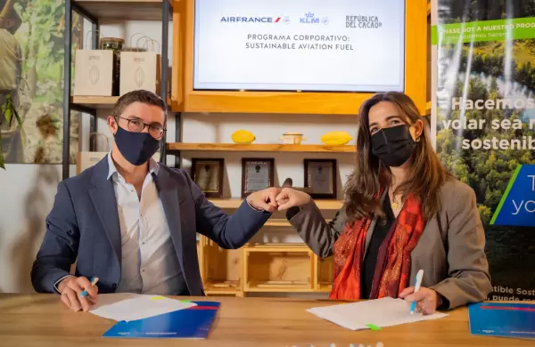 República del Cacao contribuirá al uso de combustible sustentable en aviones