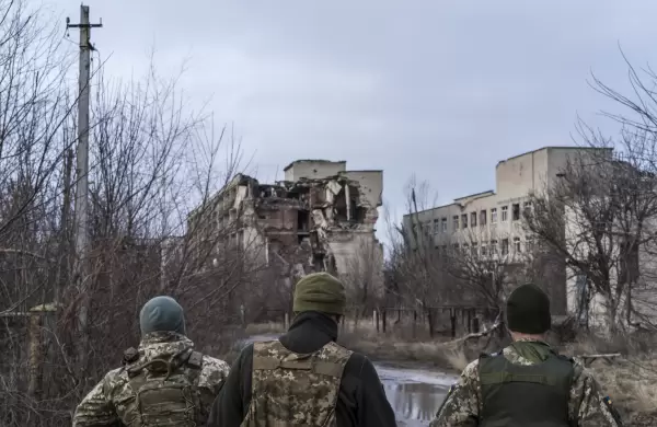 Ucrania y el retorno de la guerra fra