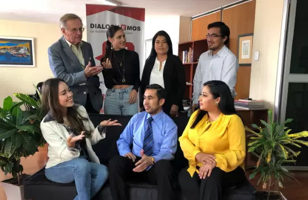 Este portal digital conecta a la academia con la comunidad ecuatoriana