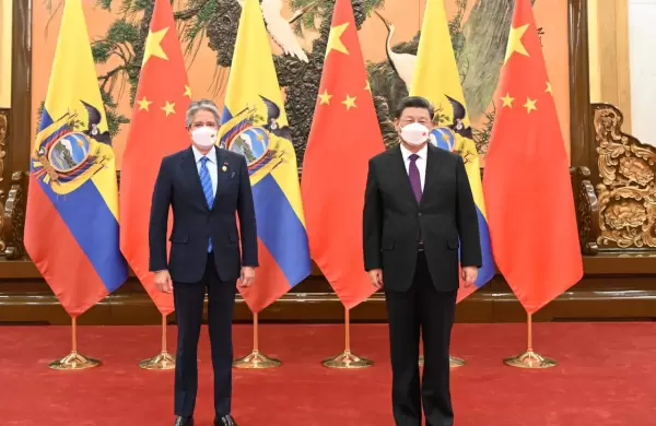 Ecuador busca renegociar la deuda con China