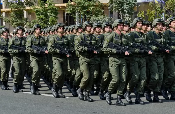 Tensión entre Rusia y la OTAN : las claves que le permitirían a Ucrania resistir en el campo de batalla y en las negociaciones