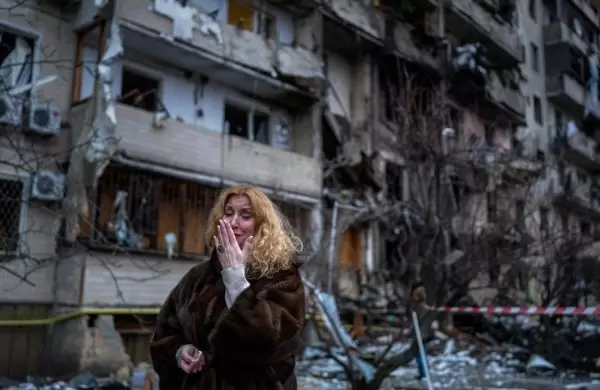 Imágenes del horror: así quedó Kiev tras los ataques y misiles rusos en la madrugada