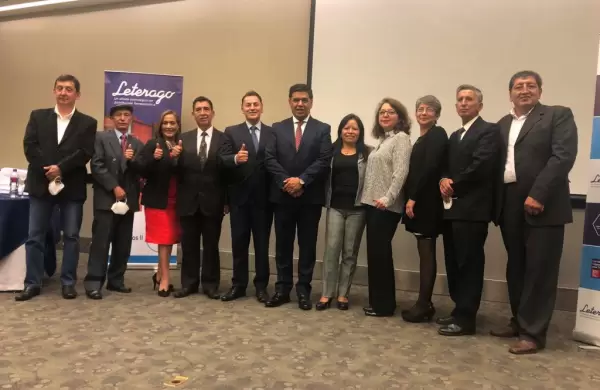 Primer da de trabajo para los primeros diez mayores de 55 aos