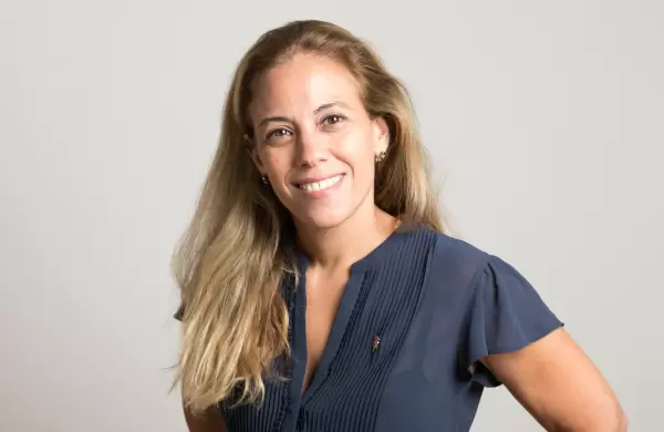 Anahí Tagliani: "Los techos y paredes de cristal, así como los suelos pegajosos, existen también en las pymes"