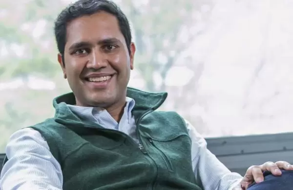 El CEO que despidió a 900 personas por Zoom volvió a la carga y echó a 3.000 empleados