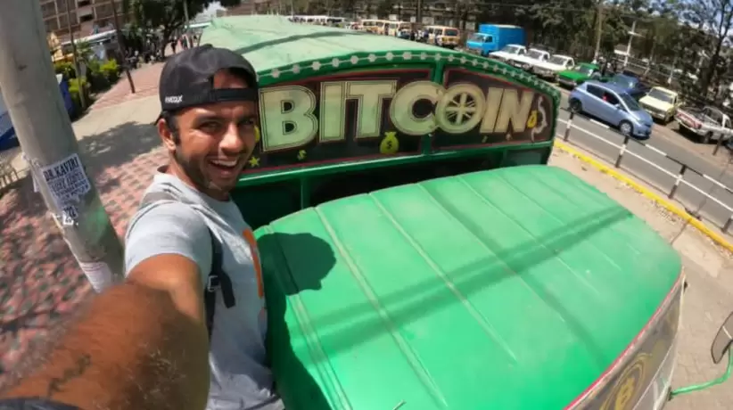 Paco de La India quiere recorrer 40 países usando solo Bitcoin