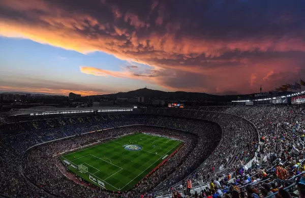 Ftbol femenino: rcord de asistentes al show de la Champions League de mujeres en el Camp Nou
