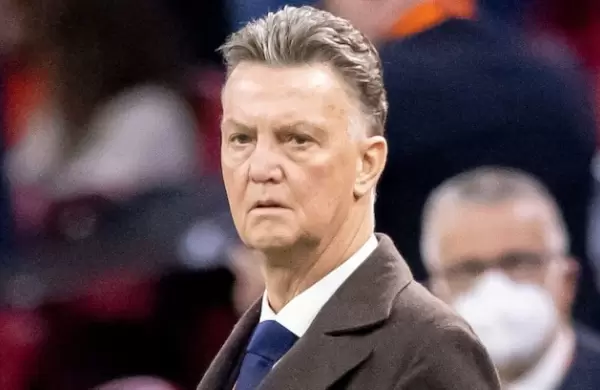 Louis van Gaal cuenta cómo se trató de cáncer a escondidas